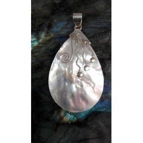 PENDENTIF NACRE ET ARGENT